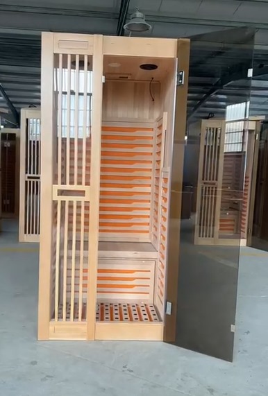 İki kişi için geleneksel taş sauna